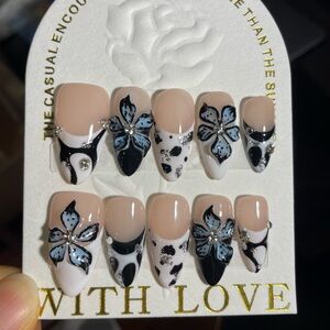 Trendy Popular Style – "Demon Flower" Custom Design by Experienced Nail Artist